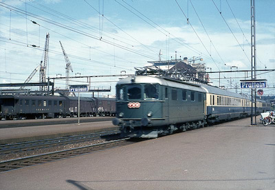 SBB, Pratteln, TEE Rheingold Genf-Basel mit Re 4/4 I, Aufnahme 1965