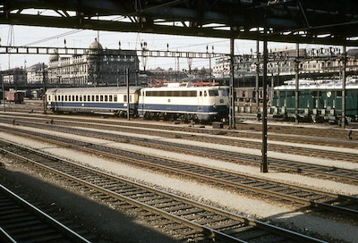 SBB, Basel SBB, DB Rheingold, Ae 6/6 11476 “Vallorbe“, Aufnahme 1964