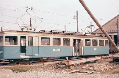 BDB Umgebauter Triebwagen vor Depot Bremgarten, 1958