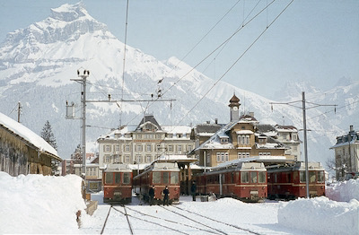 LSE, Bahnhof Engelberg, Hahnen, 4 Pendelzüge mit BDeh 4/4, Aufnahme 1965