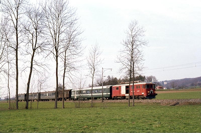 SBB Seetalzug mit Salonwagen, Schloss Heidegg, 1971