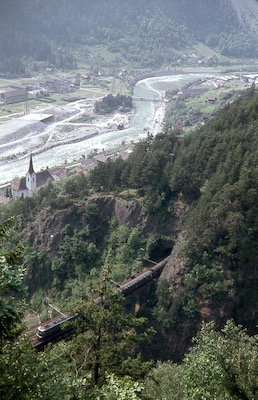 SBB Gotthardbahn, Amsteg, Kerstelenbachbrücke, N2 im Bau, Aufnahme 1967