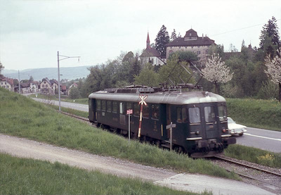 Wohlen-Meisterschwanden-Bahn, Schloss Hilfikon, SBB RBe 4/4, Aufnahme 1966
