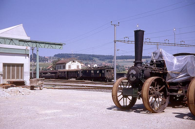 SBB, Niederweningen, Personenzug mit De 4/4, Dampf-Pfluglokomotiven, Aufnahme 1968