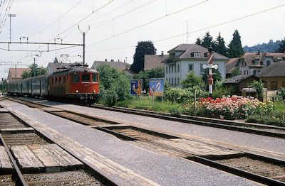 SBB, Bischofszell Stadt, Personenzug mit Re 4/4 I 10036, Aufnahme 1987