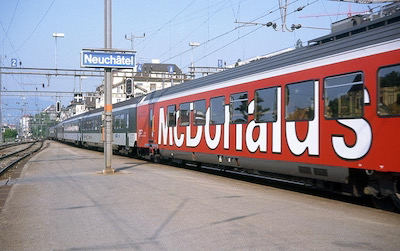 SBB, Neuchâtel, McDonalds Speisewagen, Aufnahme April 1992