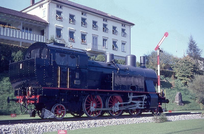 BT, Degersheim, Denkmal mit BT Eb 3/5 6 (BT-Habersack), Aufnahme 1966