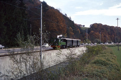 WB, unterhalb Hölstein, Dampfzug mit ÖBB C1-n2t 298.14 am 90-Jahr-Jubiläum der WB, Aufnahme 1. Nov. 1970